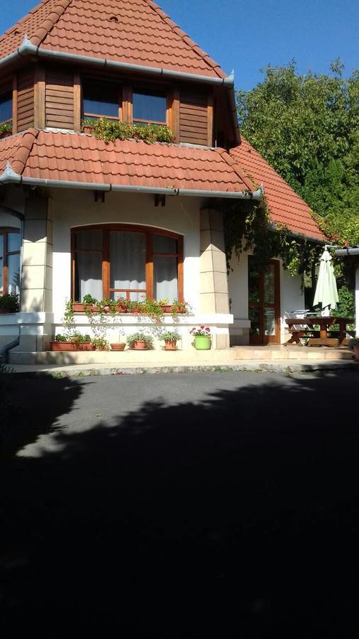 Palatinus Apartmanok Keszthely Luaran gambar